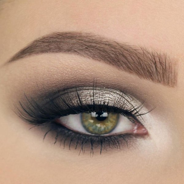 4 Makeup tajne: Osveži pogled šminkom - lepo oblikovane obrve